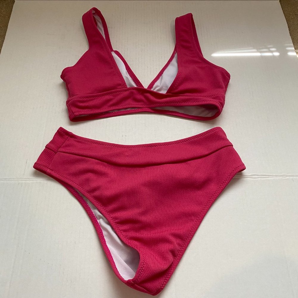 Pink Bikini - Picture 8 of 9